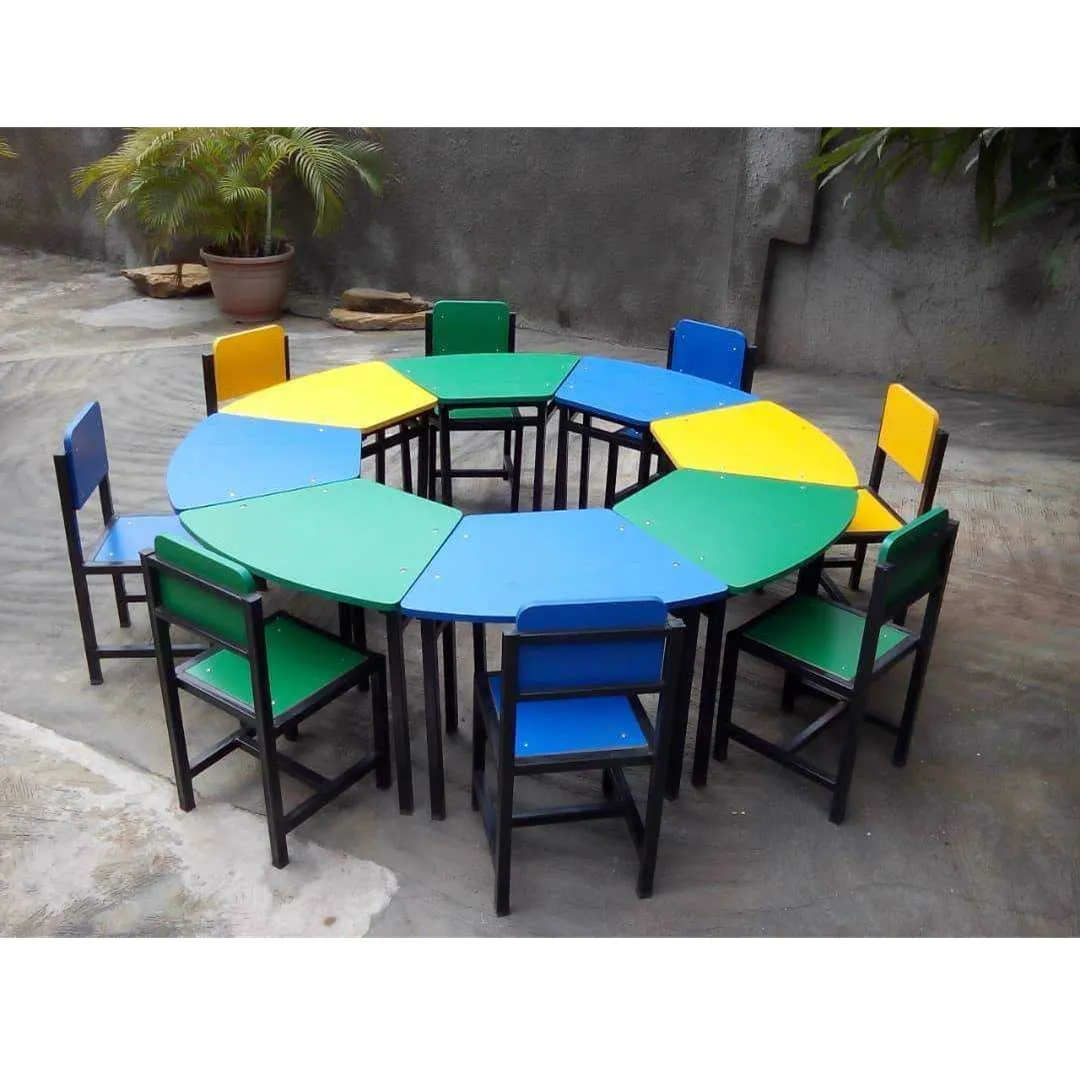 8-Seat Round Student Activity Table Basic 1 - 4