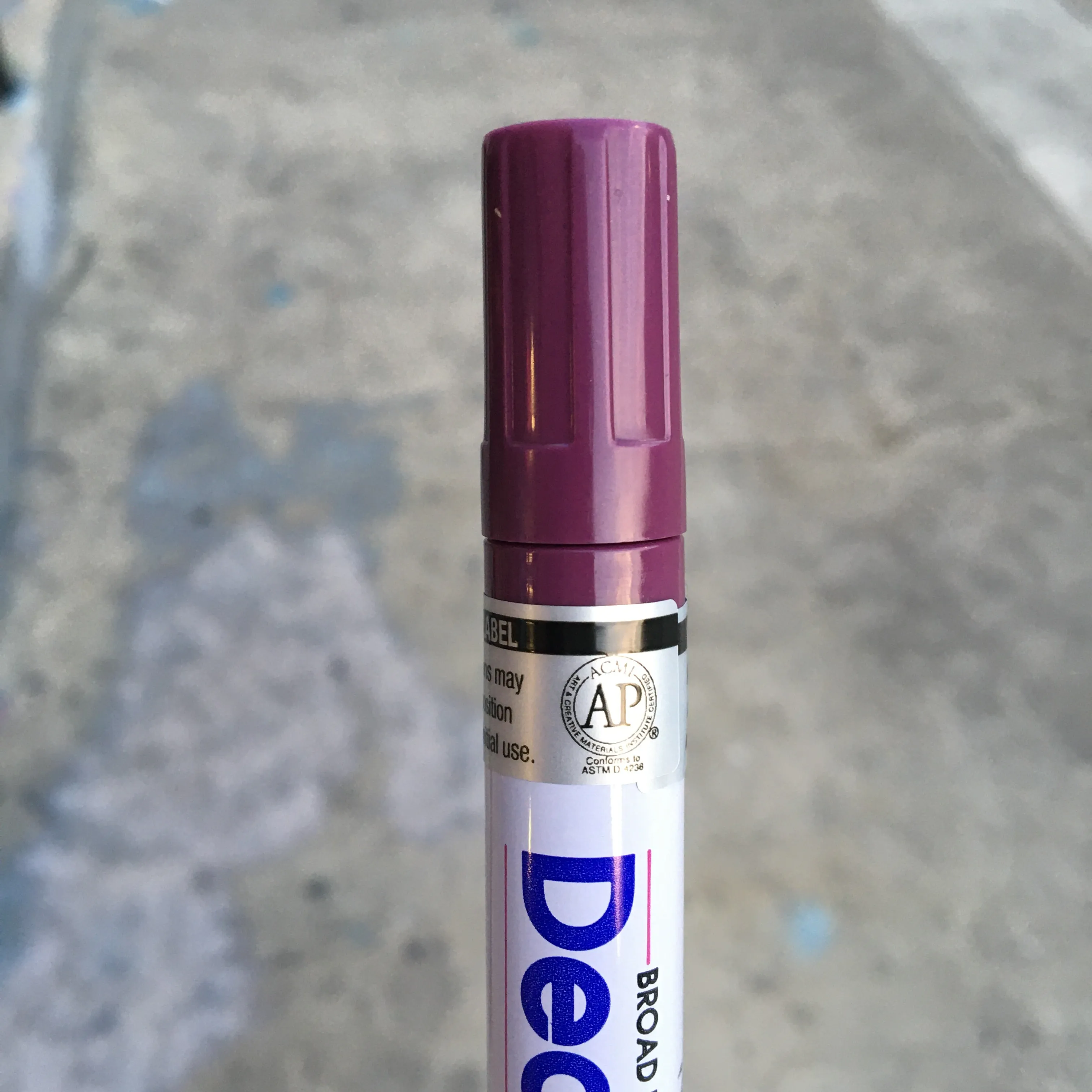 Decocolor Paint Marker (BROAD TIP)