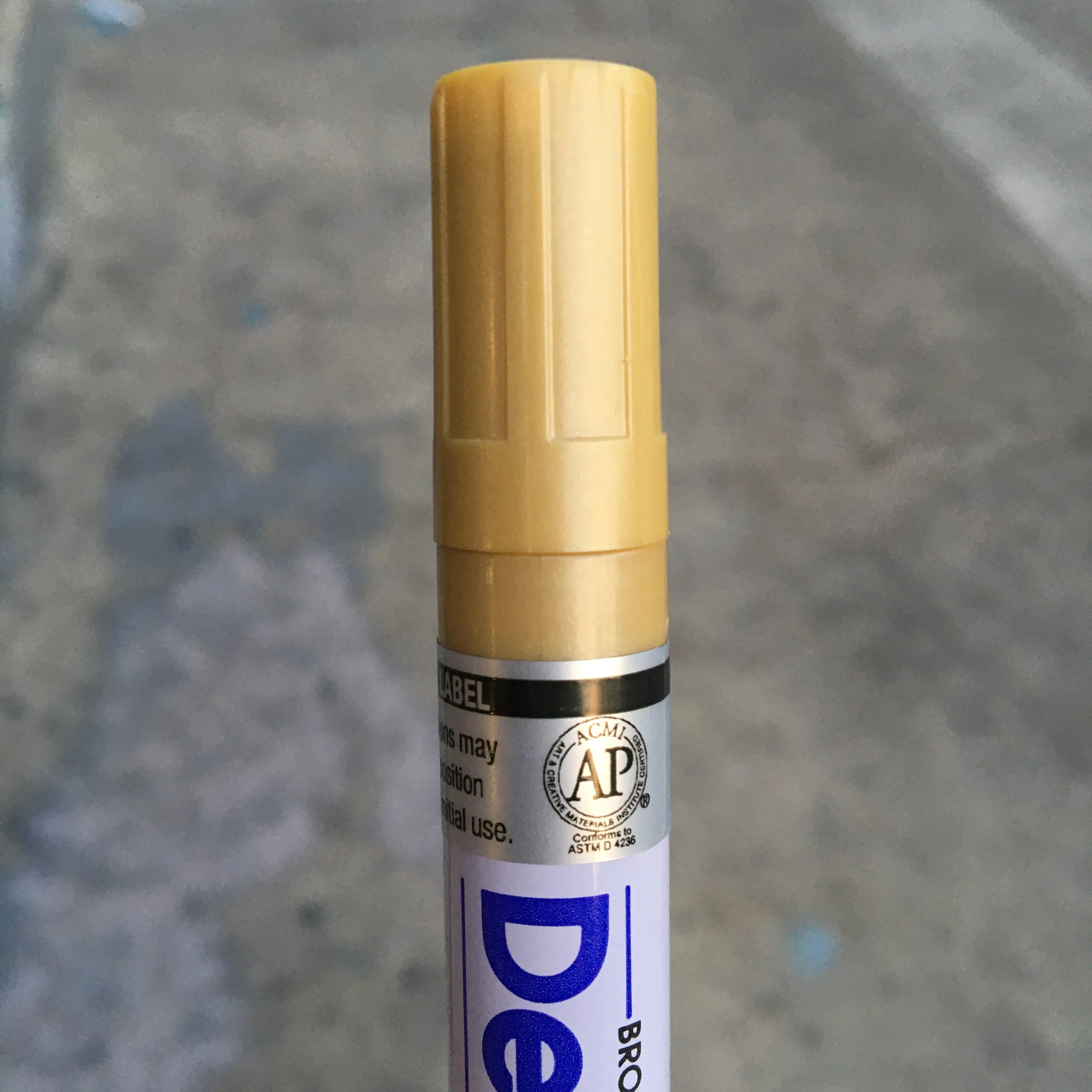 Decocolor Paint Marker (BROAD TIP)