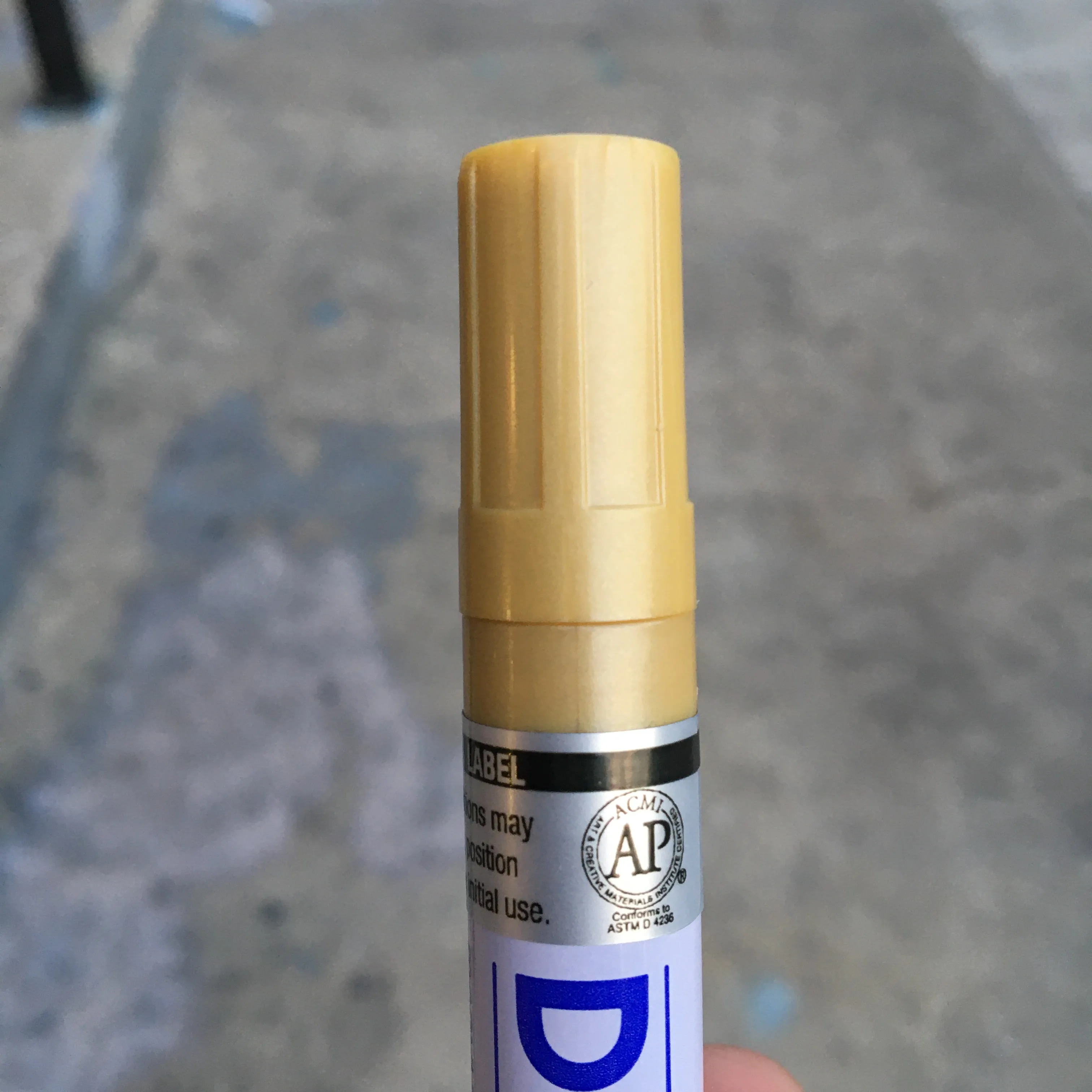 Decocolor Paint Marker (BROAD TIP)