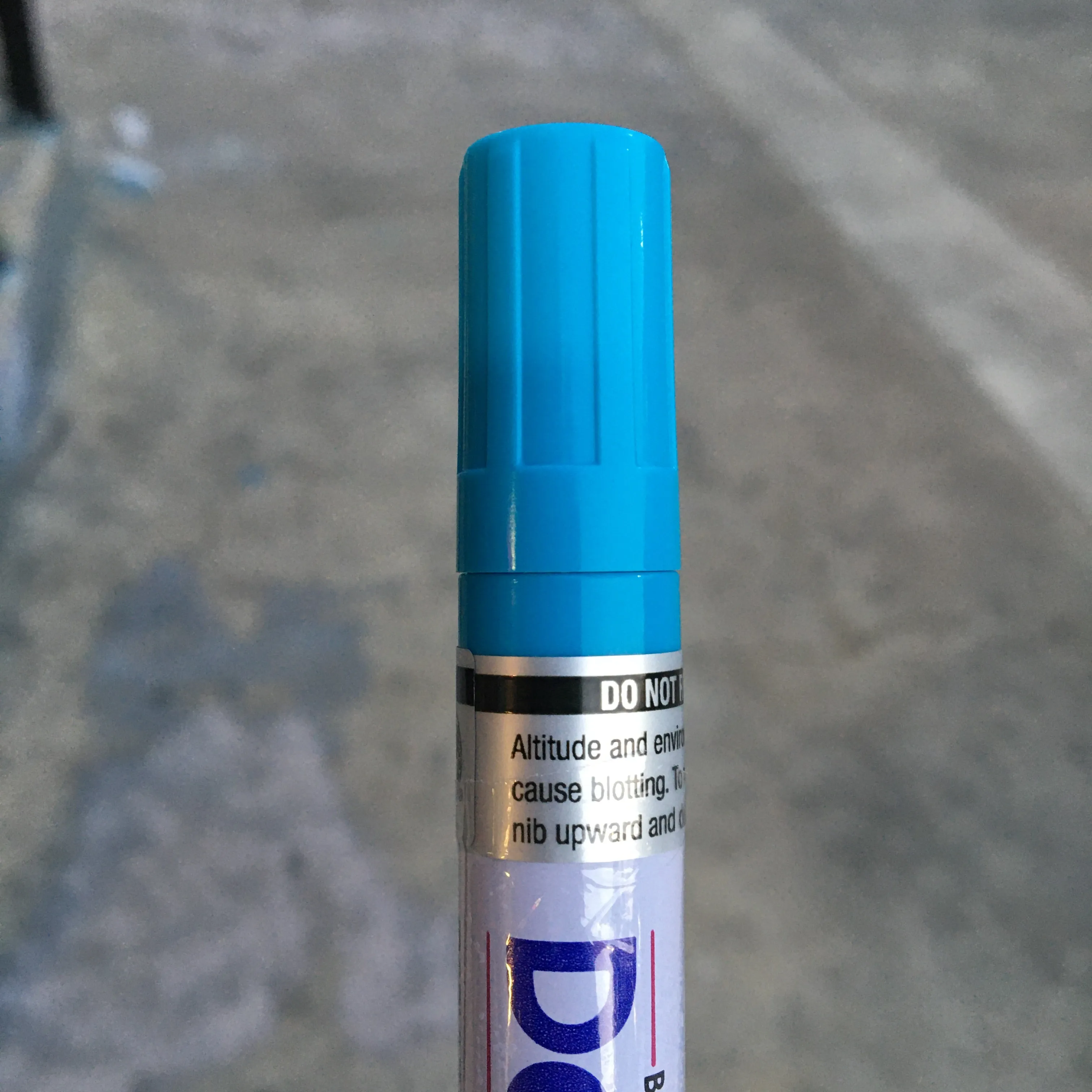 Decocolor Paint Marker (BROAD TIP)