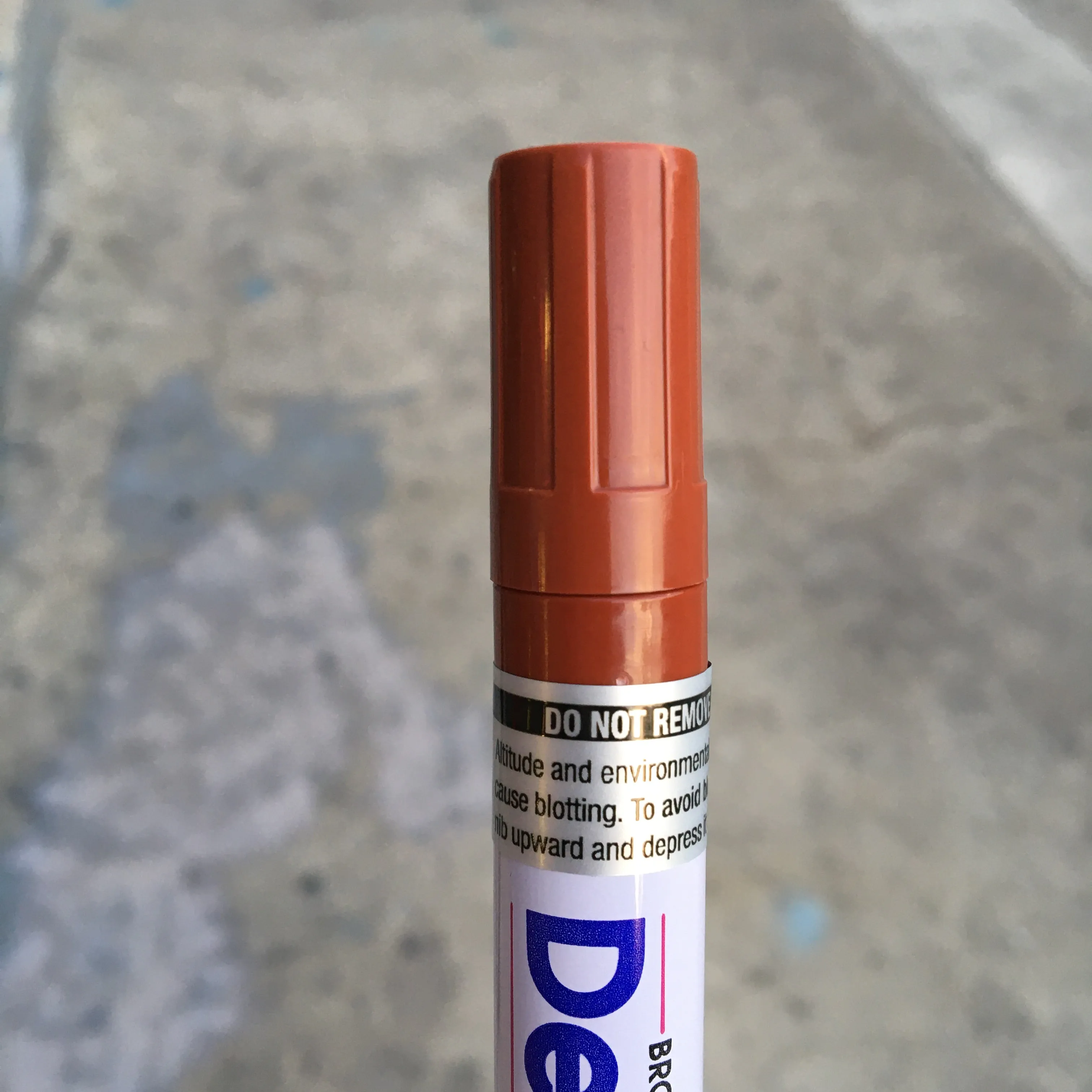 Decocolor Paint Marker (BROAD TIP)