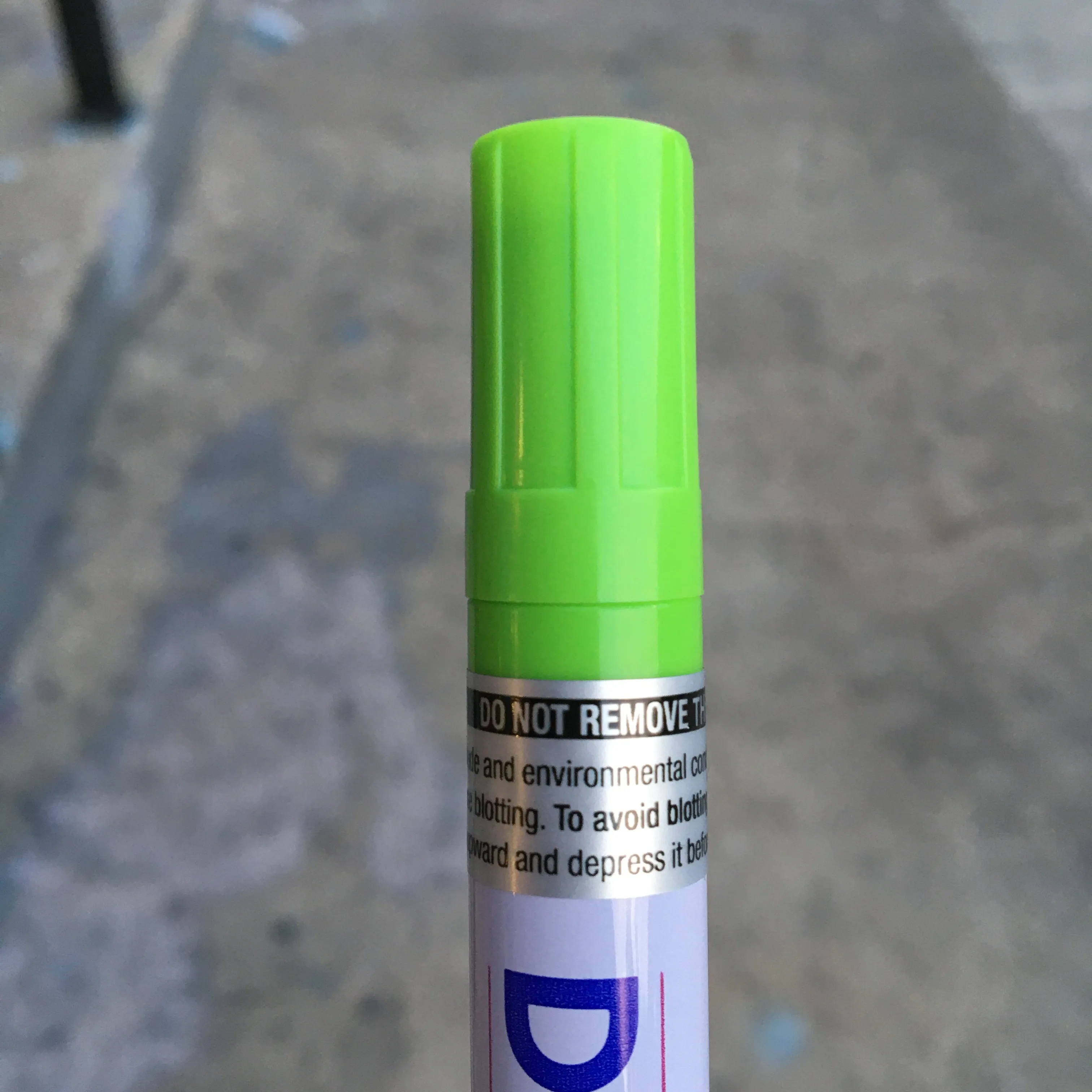 Decocolor Paint Marker (BROAD TIP)