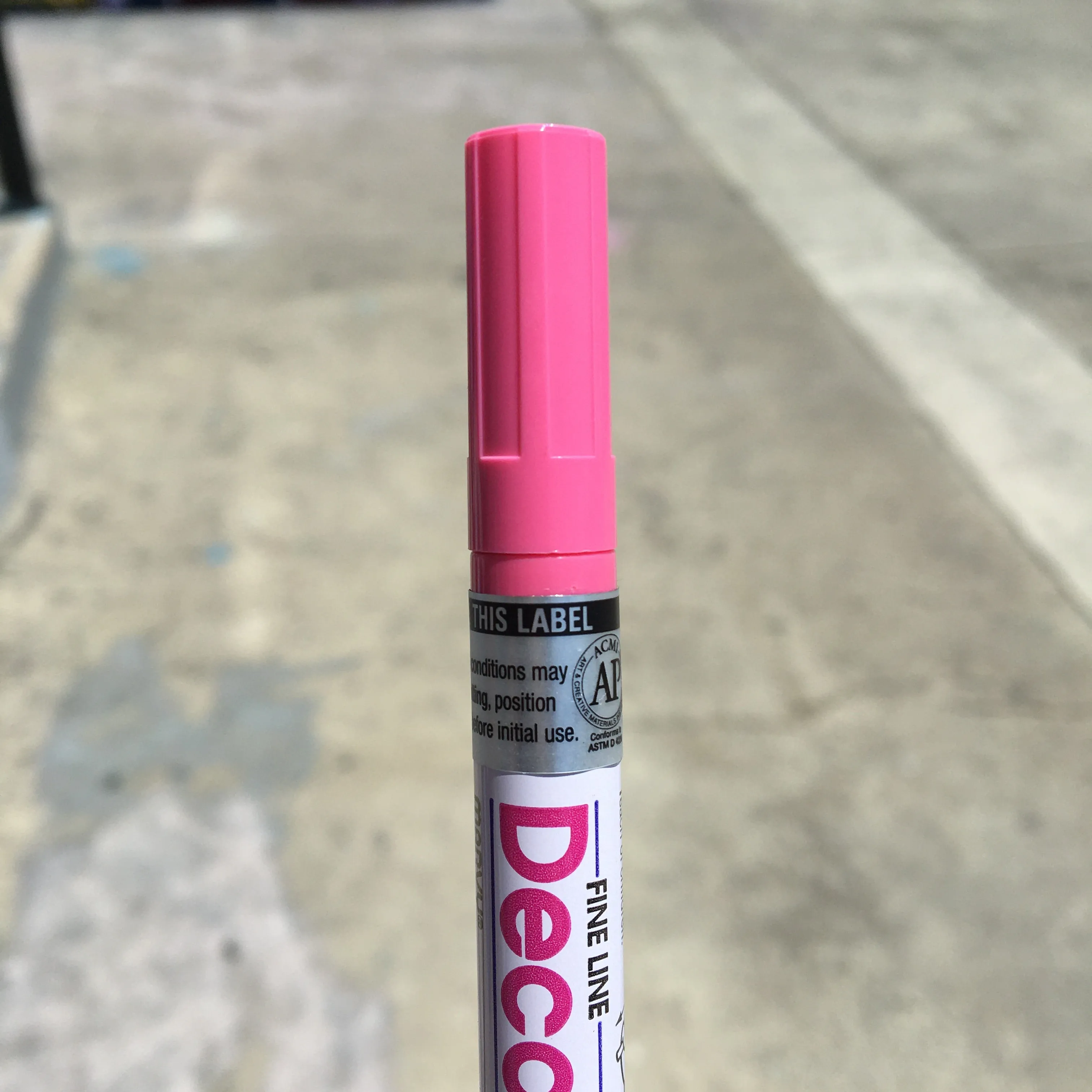 Decocolor Paint Marker (fine point)