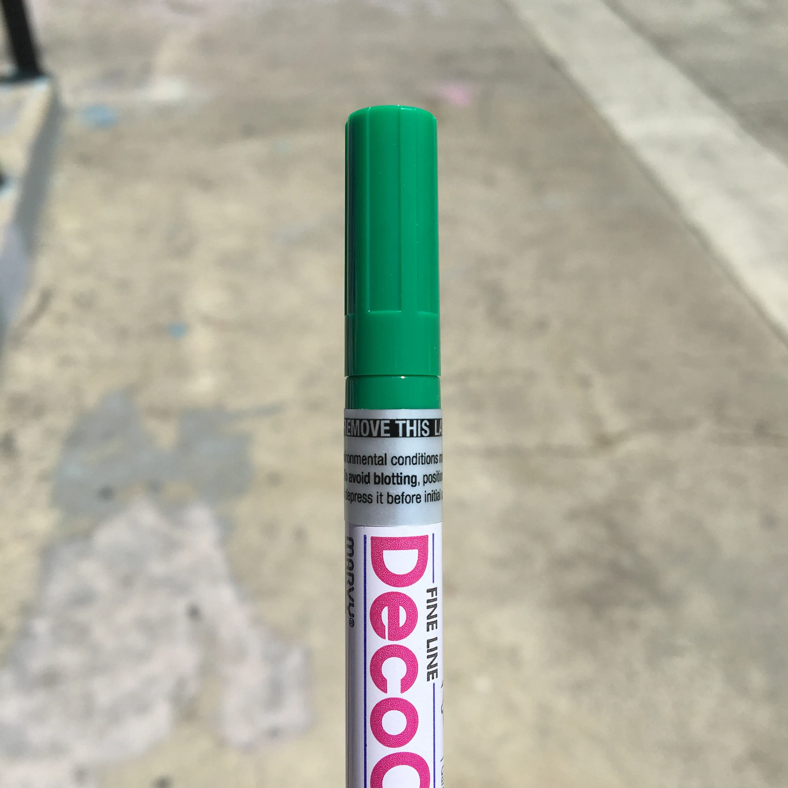 Decocolor Paint Marker (fine point)