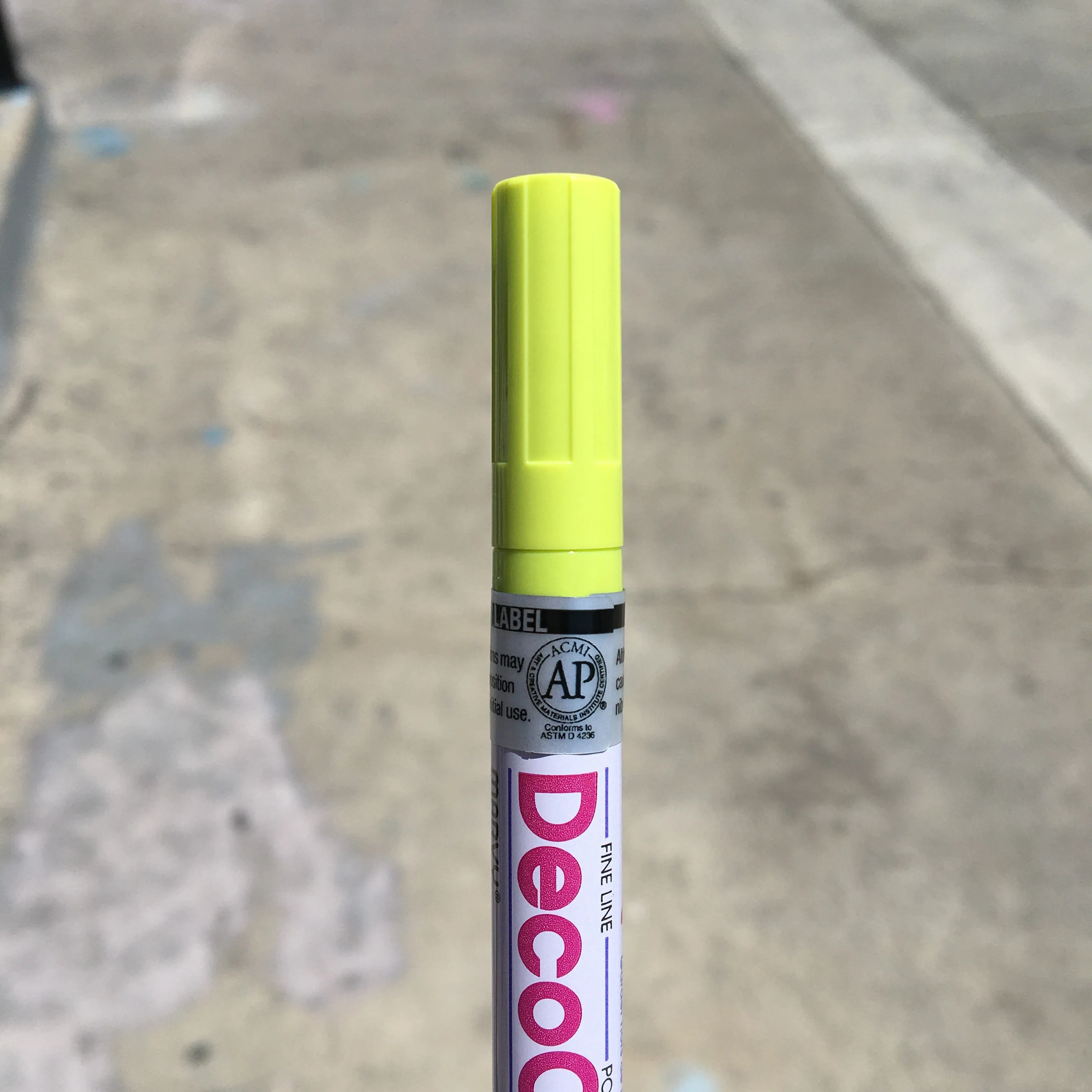 Decocolor Paint Marker (fine point)