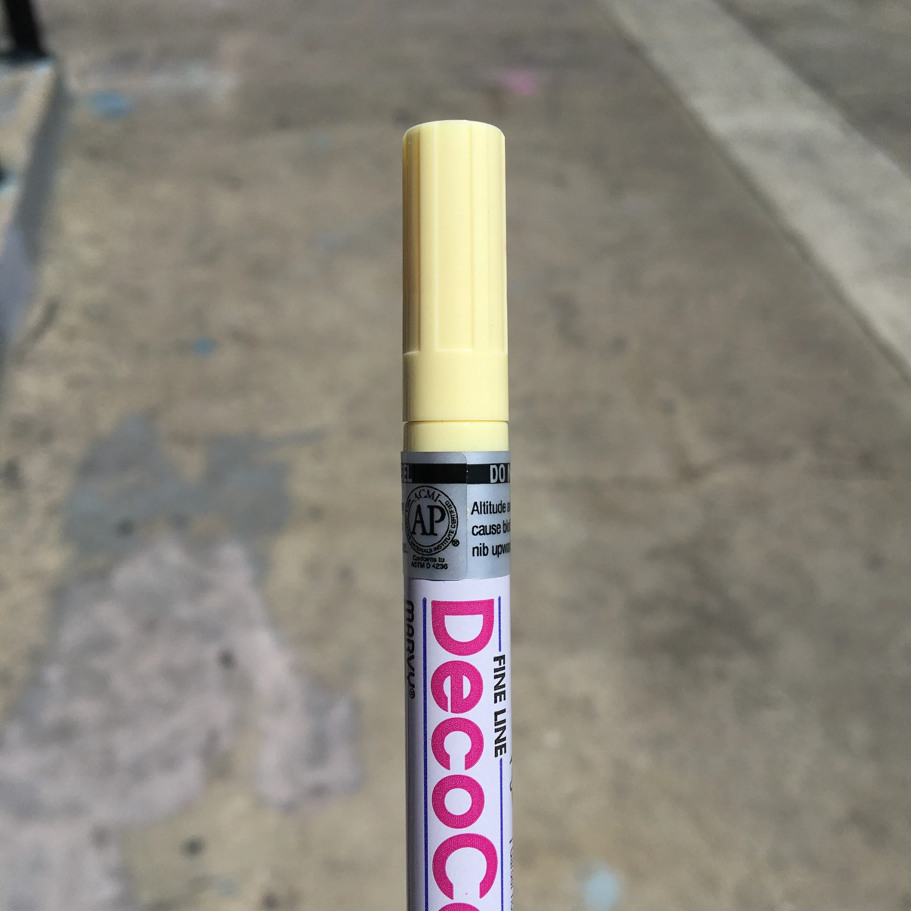 Decocolor Paint Marker (fine point)