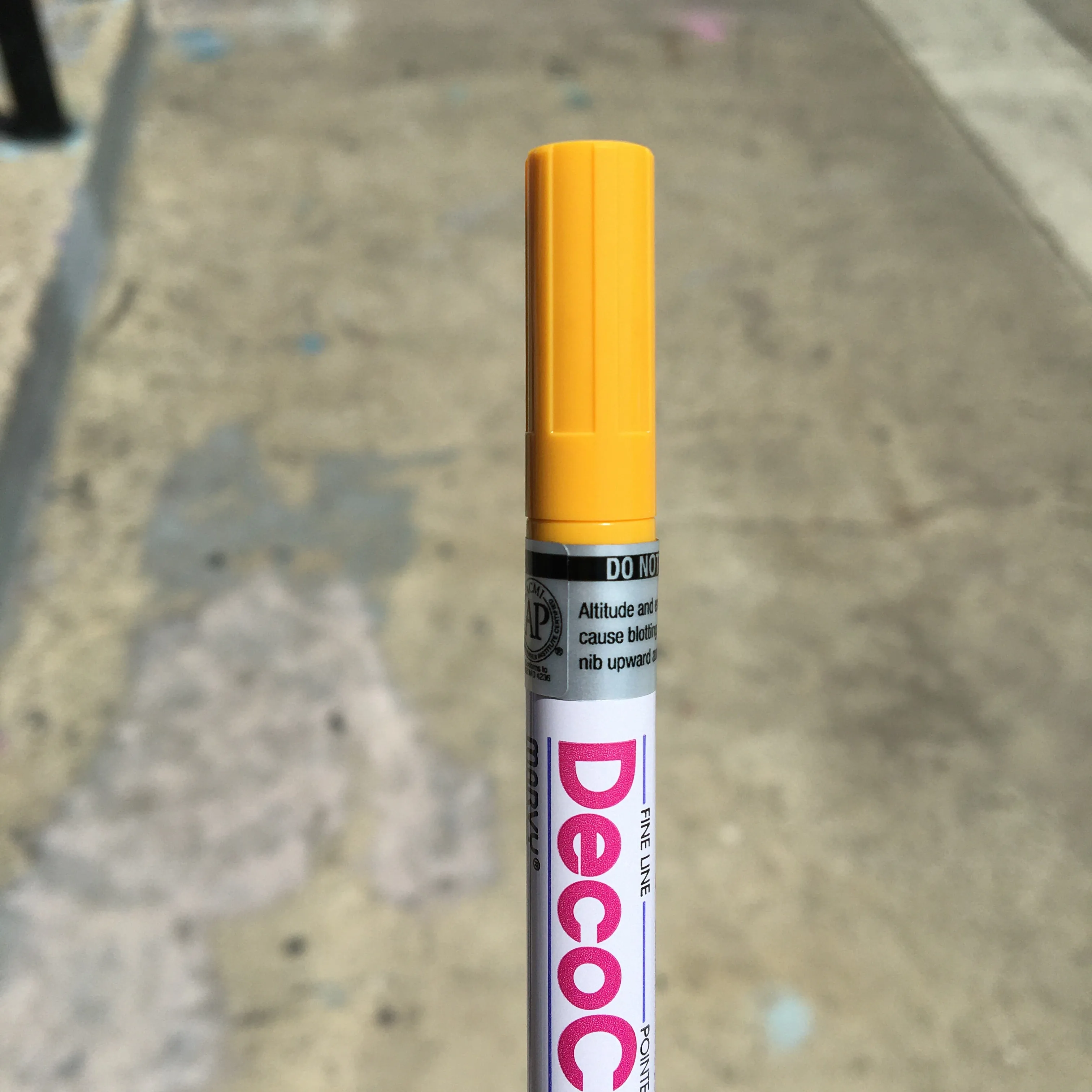 Decocolor Paint Marker (fine point)