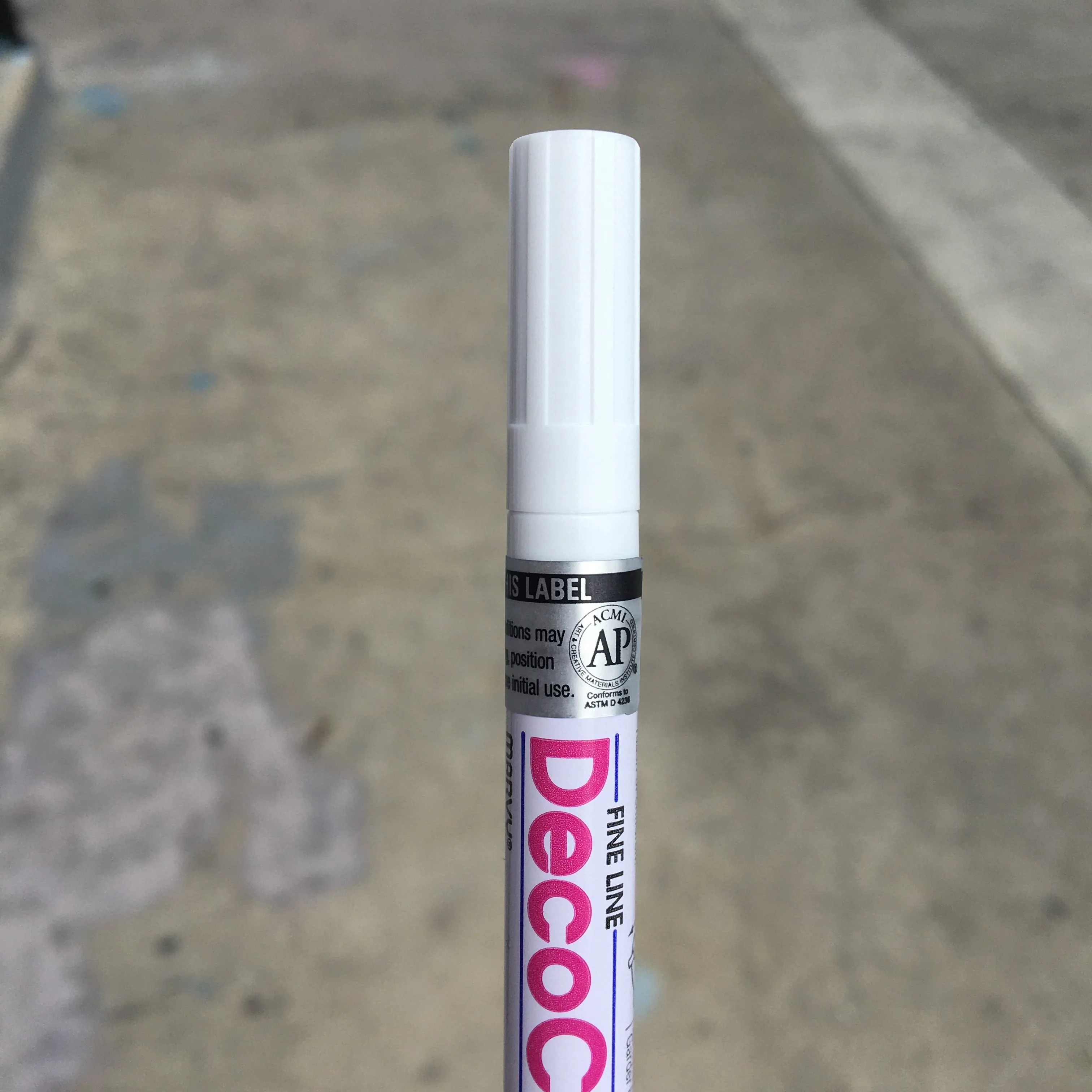 Decocolor Paint Marker (fine point)