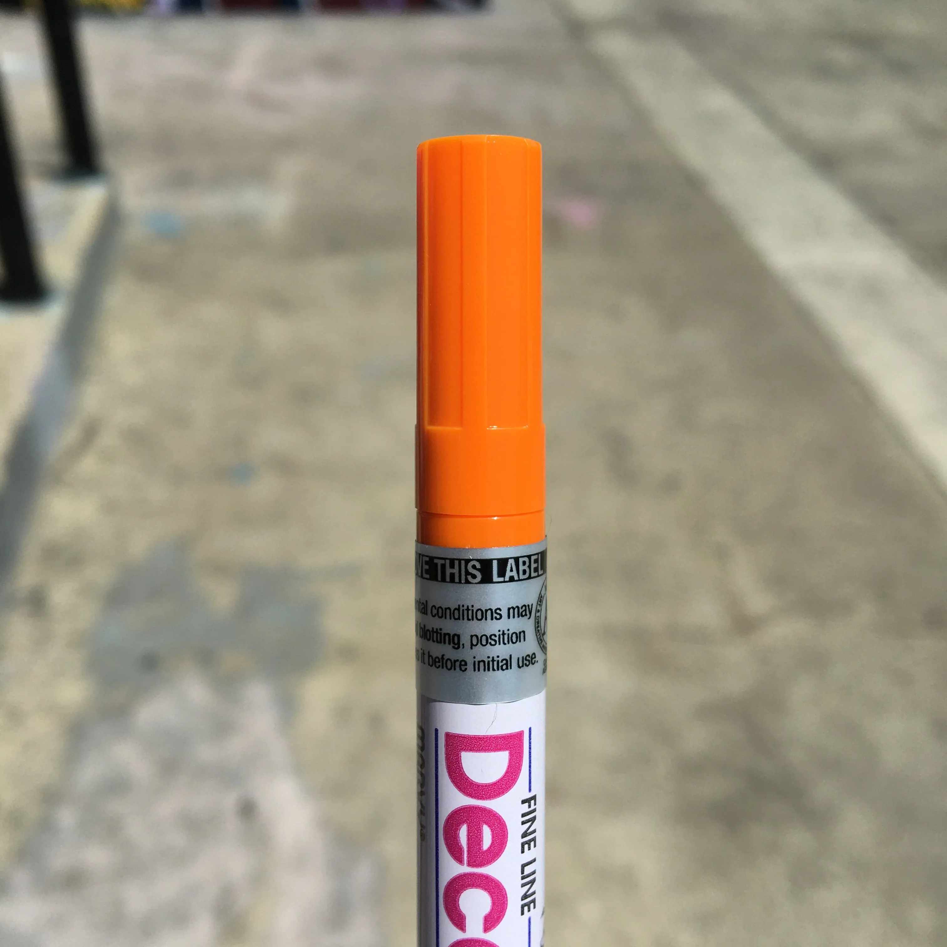 Decocolor Paint Marker (fine point)