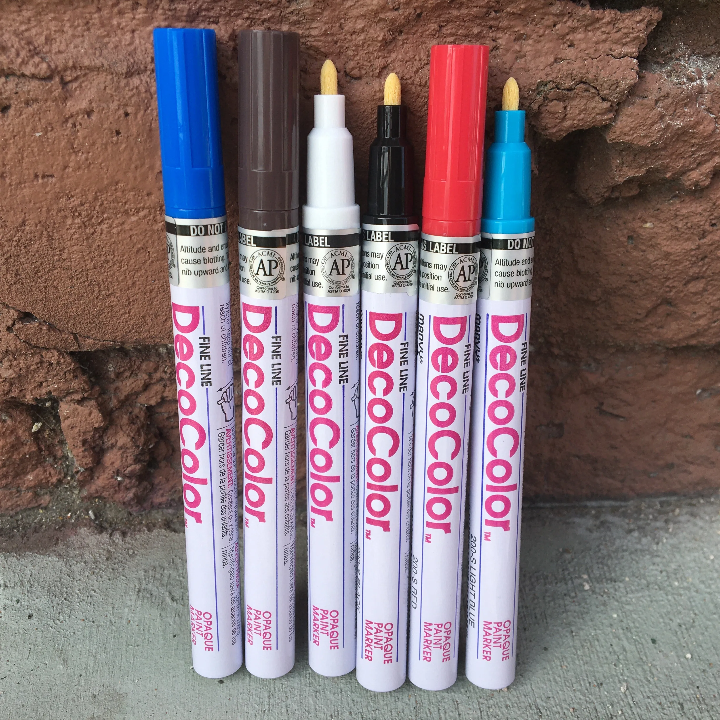 Decocolor Paint Marker (fine point)